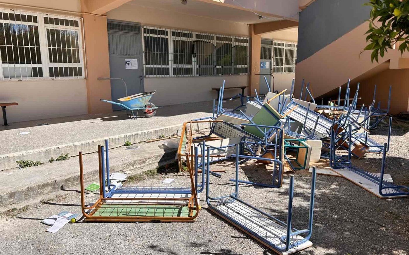 Έσπασαν ξανά τα ΕΠΑΛ της Παραλίας!