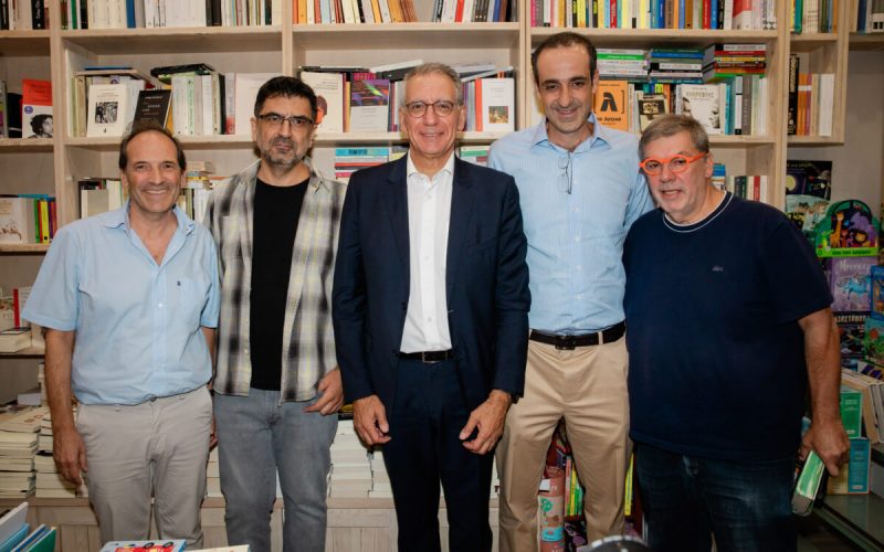 Bookmarkers: Η νέα πρωτοβουλία Δημητριάδη που βάζει το βιβλίο στη ζωή μας