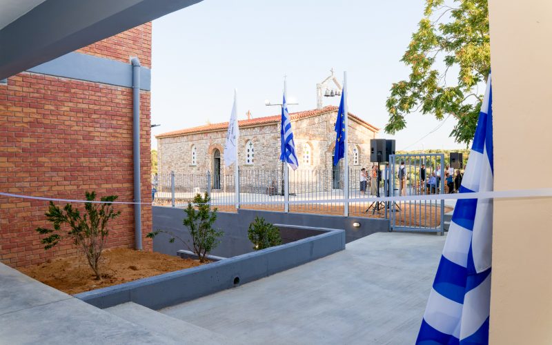 Ένα όραμα δεκαετιών έγινε πραγματικότητα: Η Κορώνη απέκτησε το σχολείο που της αξίζει