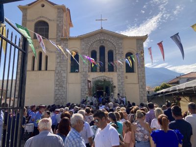 Κυπαρισσία: Γιόρτασαν την Παγκόσμια Ύψωση του Τιμίου Σταυρού