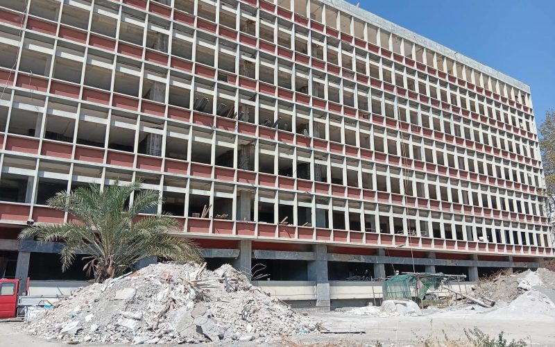 Θωρακίζεται το Διοικητήριο, συνεχίζονται οι ενισχύσεις του