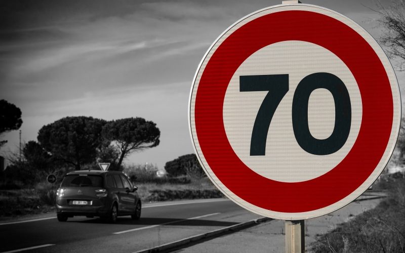 Αλλού 50, αλλού 70 χιλιόμετρα…