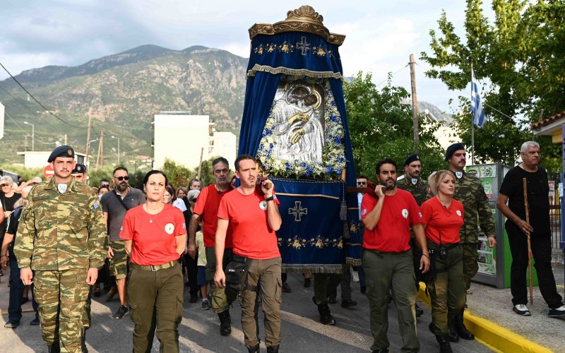 Η Καλαμάτα υποδέχθηκε την Παναγία τη Δημιοβίτισσα