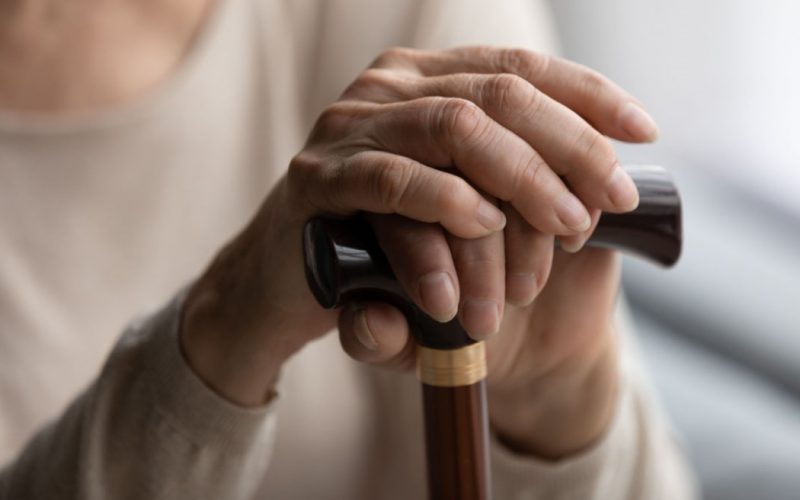 Ληστεία σε διαμέρισμα στην Καλαμάτα: Τραυμάτισε 73χρονη στην προσπάθειά του να διαφύγει