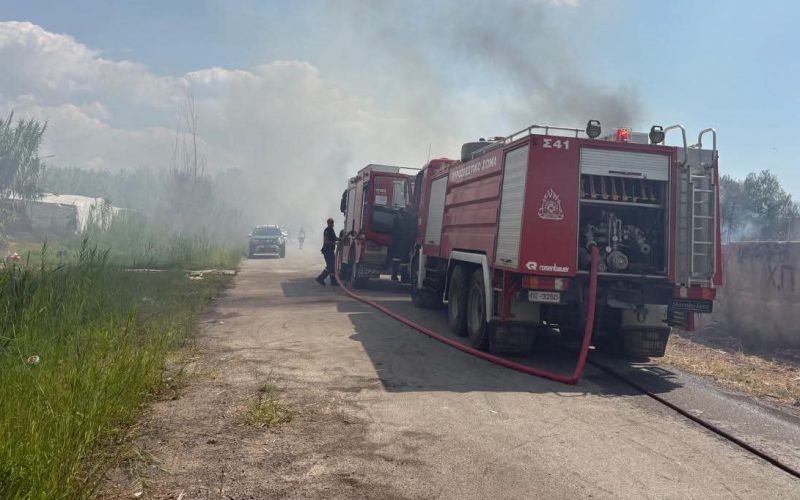 Φωτιά δίπλα στον καταυλισμό Παναγάκια
