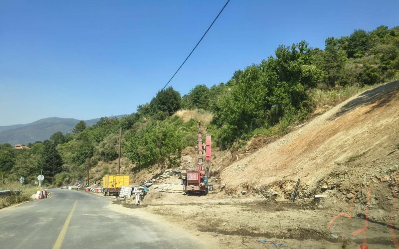 Συμπληρωματική σύμβαση στο δρόμο Καλαμάτας–Σπάρτης από την Περιφέρεια – Για παρεμβάσεις βάσει της αναθεωρημένης γεωτεχνικής μελέτης