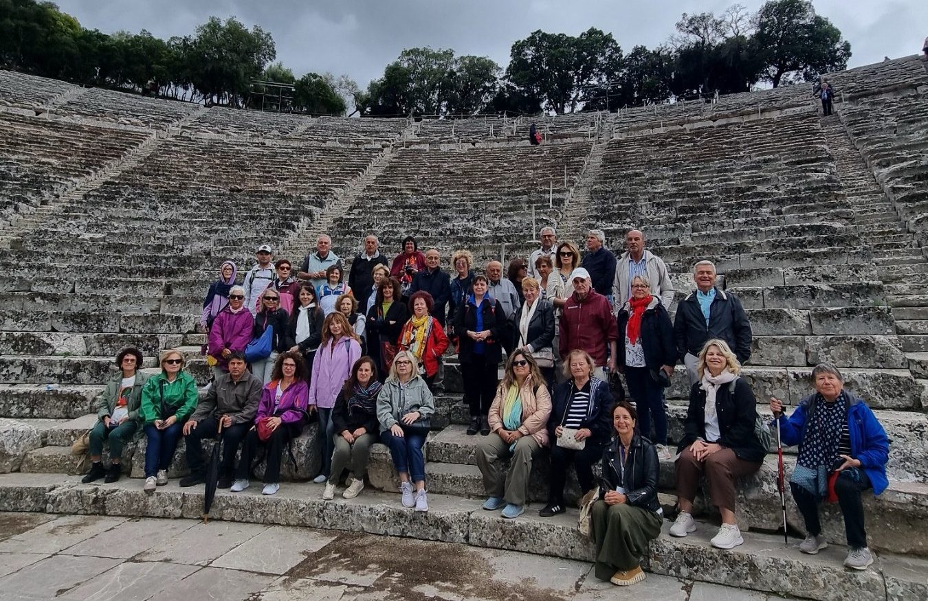 Οι φυσιολάτρες του «Ευκλή» ξεναγήθηκαν στην Αρχαία Επίδαυρο