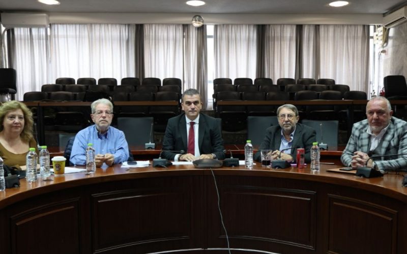 Εθνικό Σύμφωνο Ψηφιακής Αυτοδιοίκησης 2027–2030 με σταθερούς πόρους, κυβερνοασφάλεια και έξυπνες υπηρεσίες