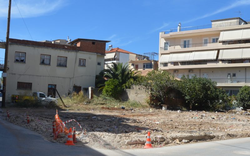 Γκρεμίστηκε πλήρως το κτήριο Τσερπέ στη Μεσσήνη