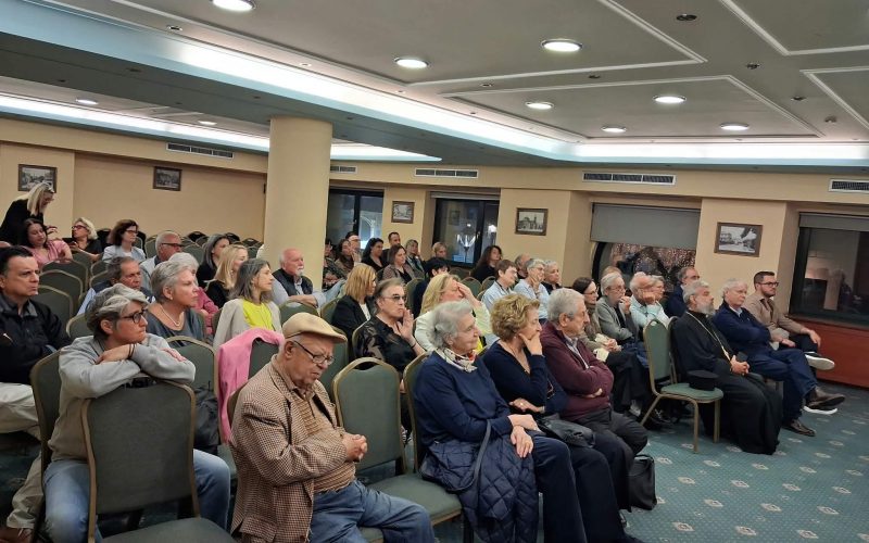 Με επιτυχία πραγματοποιήθηκε η παρουσίαση των βιβλίων του Άρη Γ. Μαυρομμάτη στην Καλαμάτα
