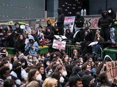 Έξι μήνες πριν από τις προεδρικές εκλογές η γαλλική νεολαία υψώνει τη φωνή της